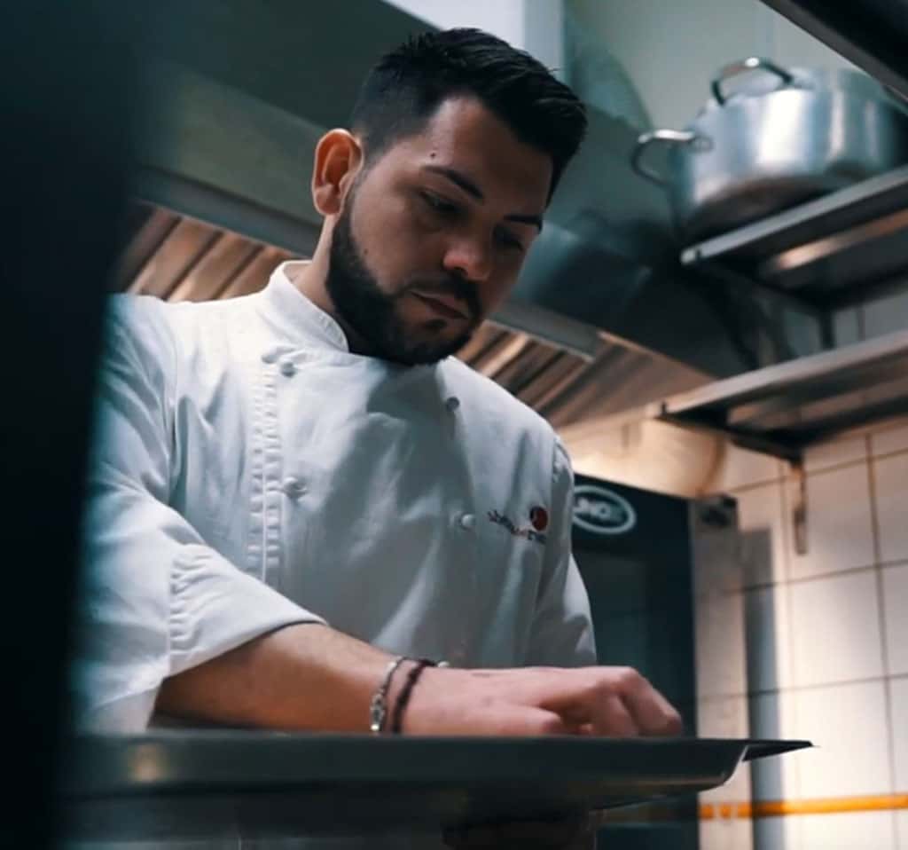 Slide_CarouselMediaBand62093_5